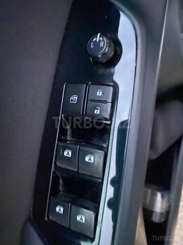 Toyota Prius 2016, 220,000 km - 1.8 l - Naxçıvan