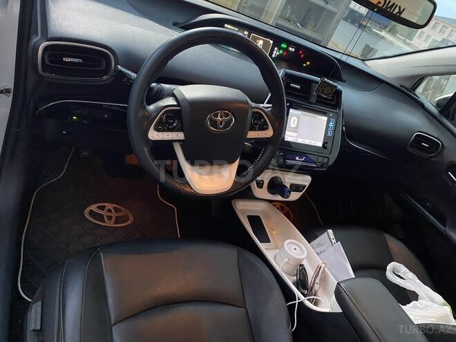 Toyota Prius 2016, 220,000 km - 1.8 l - Naxçıvan
