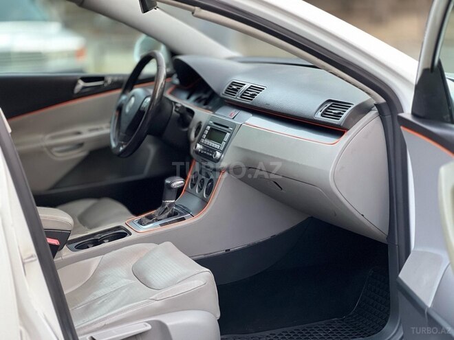 Volkswagen Passat 2006, 250,000 km - 2.0 l - Bakı