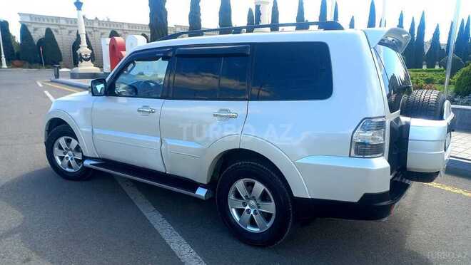 Mitsubishi Pajero 2008, 340,000 km - 3.0 l - Gəncə