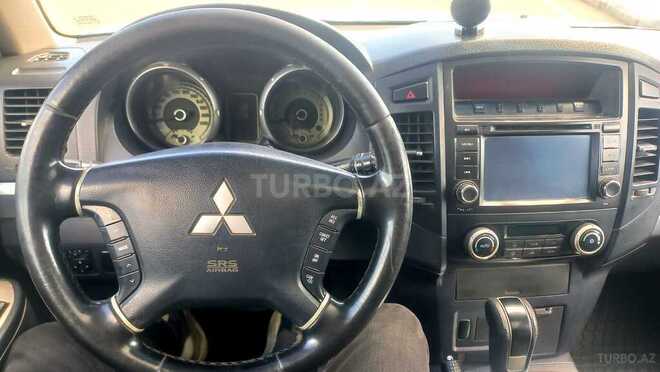 Mitsubishi Pajero 2008, 340,000 km - 3.0 l - Gəncə