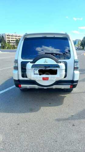 Mitsubishi Pajero 2008, 340,000 km - 3.0 l - Gəncə