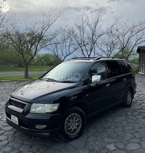 Mitsubishi Chariot 2000, 360,000 km - 2.4 l - Zaqatala