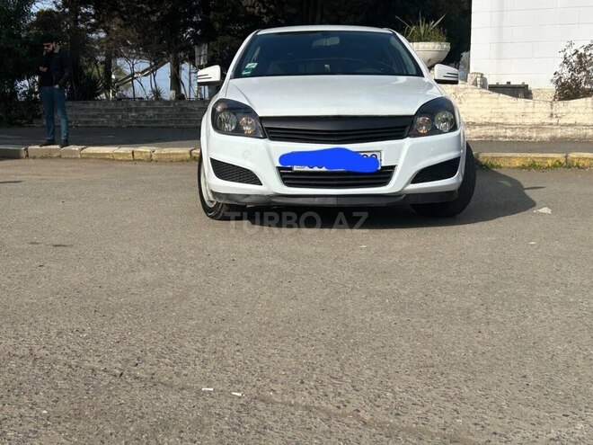 Opel Astra 2010, 380,000 km - 1.3 l - Lənkəran