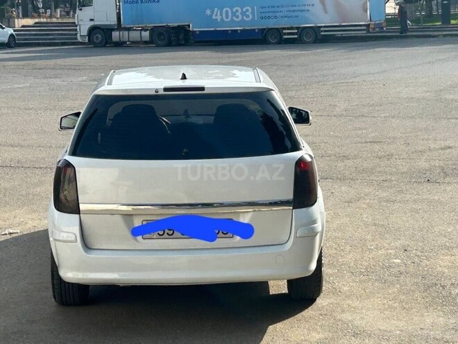 Opel Astra 2010, 380,000 km - 1.3 l - Lənkəran