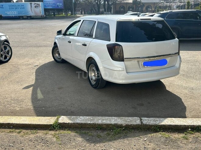 Opel Astra 2010, 380,000 km - 1.3 l - Lənkəran