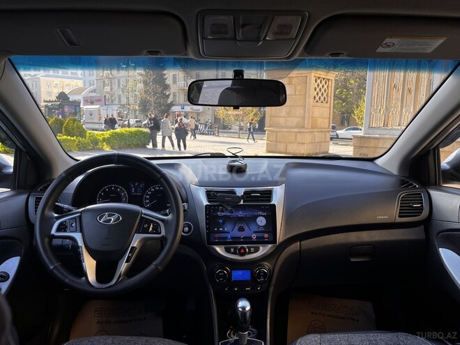 Hyundai Accent 2011, 211,000 km - 1.6 l - Bakı