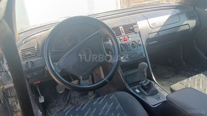 Mercedes C 180 2000, 324,200 km - 1.8 l - Bakı