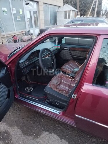 Mercedes E 200 1994, 235,000 km - 2.0 л - Bakı