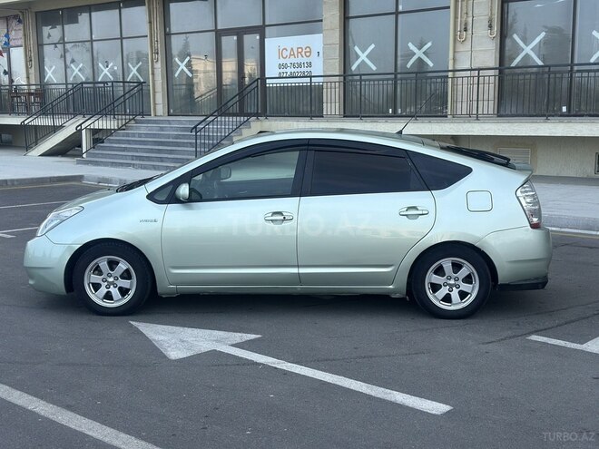 Toyota Prius 2009, 214,000 km - 1.5 л - Bakı