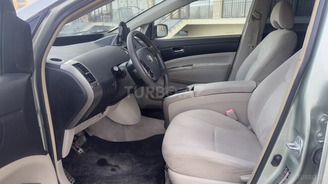 Toyota Prius 2009, 214,000 km - 1.5 л - Bakı
