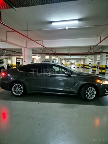 Ford Fusion (North America) 2019, 106,000 km - 2.0 l - Bakı