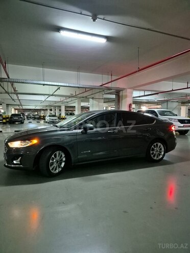 Ford Fusion (North America) 2019, 106,000 km - 2.0 l - Bakı