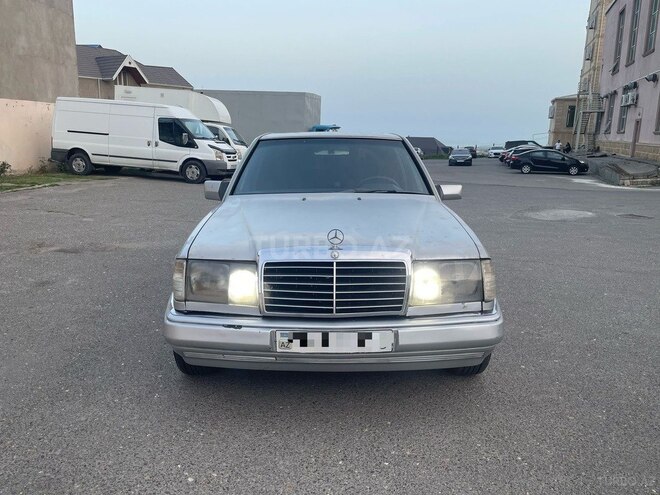 Mercedes E 260 1991, 450,000 km - 2.6 l - Bakı
