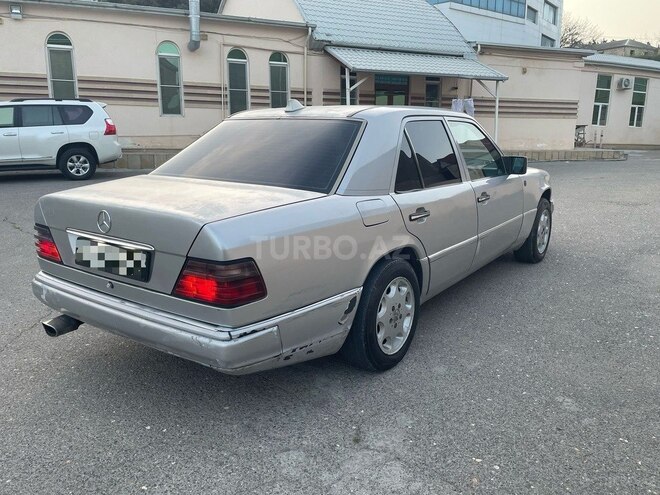 Mercedes E 260 1991, 450,000 km - 2.6 l - Bakı