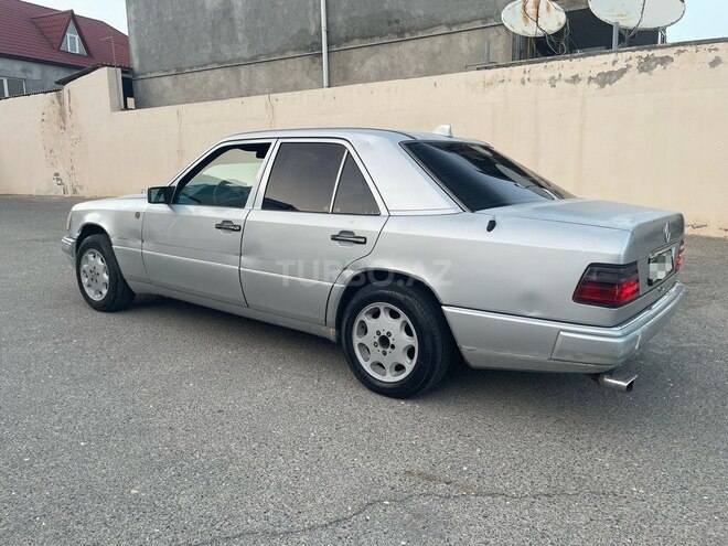 Mercedes E 260 1991, 450,000 km - 2.6 l - Bakı