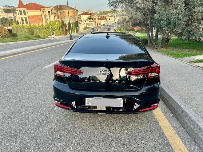 Hyundai Elantra 2019, 104,000 km - 2.0 l - Bakı