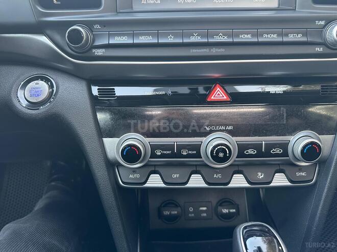 Hyundai Elantra 2019, 104,000 km - 2.0 l - Bakı
