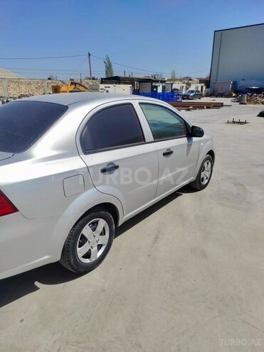 Chevrolet Aveo-4