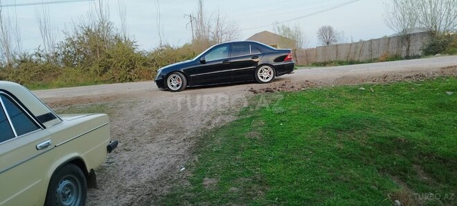 Mercedes C 230 2003, 410,500 km - 1.8 l - Sabirabad