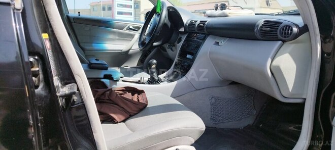 Mercedes C 230 2003, 410,500 km - 1.8 l - Sabirabad