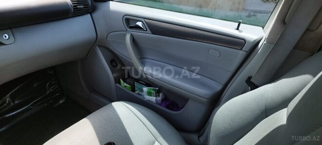 Mercedes C 230 2003, 410,500 km - 1.8 l - Sabirabad