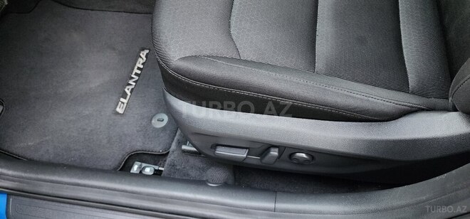 Hyundai Elantra 2017, 98,000 km - 2.0 л - Bakı