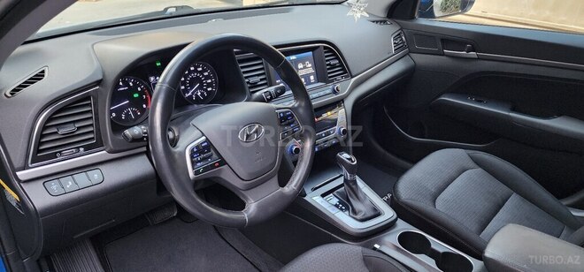 Hyundai Elantra 2017, 98,000 km - 2.0 л - Bakı