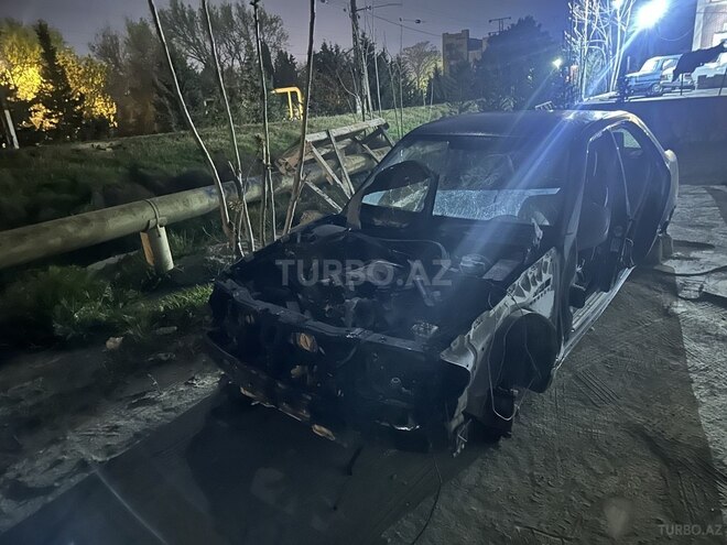 Mercedes C 240 1998, 240,000 km - 2.4 l - Bakı