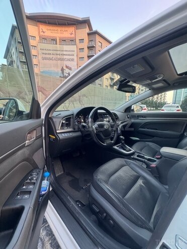 Hyundai Elantra 2016, 64,000 km - 2.0 l - Bakı