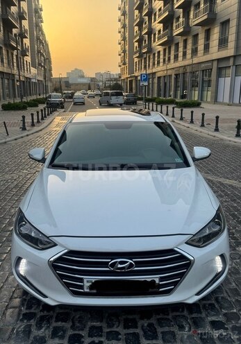 Hyundai Elantra 2016, 64,000 km - 2.0 l - Bakı