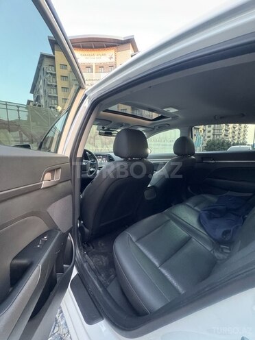 Hyundai Elantra 2016, 64,000 km - 2.0 l - Bakı