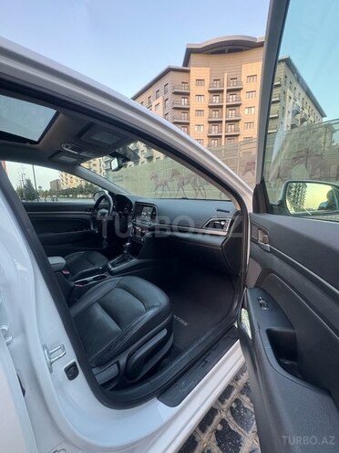Hyundai Elantra 2016, 64,000 km - 2.0 l - Bakı