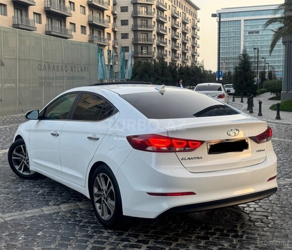 Hyundai Elantra 2016, 64,000 km - 2.0 l - Bakı