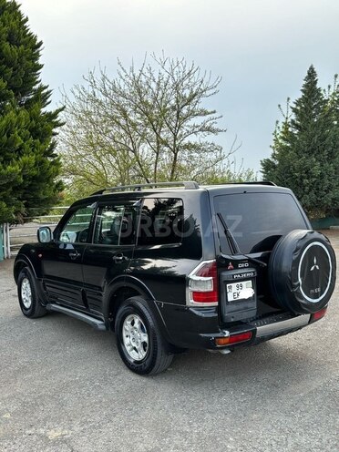 Mitsubishi Pajero 2000, 255,000 km - 3.2 l - Qazax