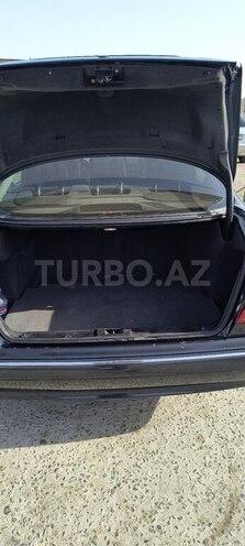 Mercedes E 240 1999, 356,423 km - 2.4 l - Bakı