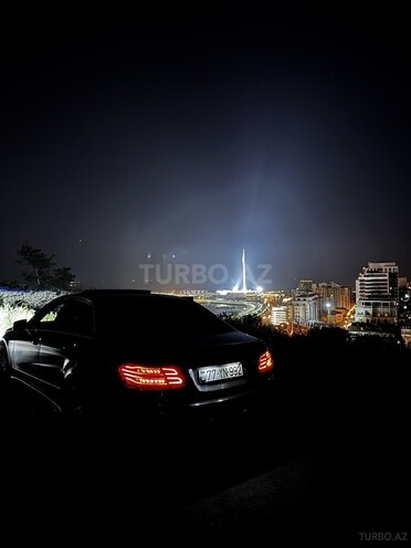 Mercedes E 200 d 2011, 317,000 km - 2.2 l - Bakı