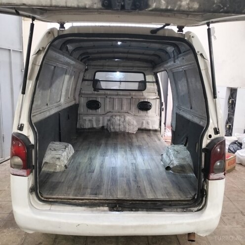 Hyundai H 100 2006, 250,000 km - 2.5 л - Sumqayıt