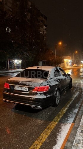 Mercedes E 200 d 2011, 317,000 km - 2.2 l - Bakı