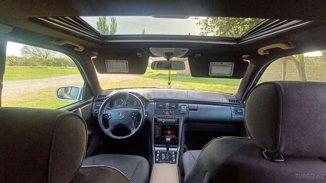 Mercedes E 270 2000, 689,000 km - 2.7 l - Sabirabad