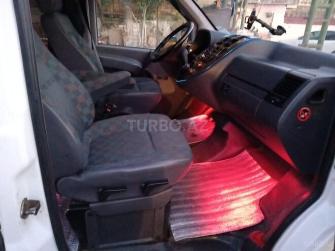 Mercedes Vito 2002, 380,000 km - 2.2 l - Bakı