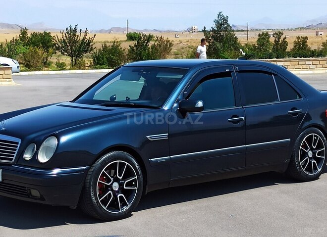 Mercedes E 230 1996, 387,324 km - 2.3 l - Naxçıvan