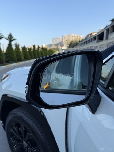 Toyota RAV4 2022, 21,650 km - 2.5 л - Bakı