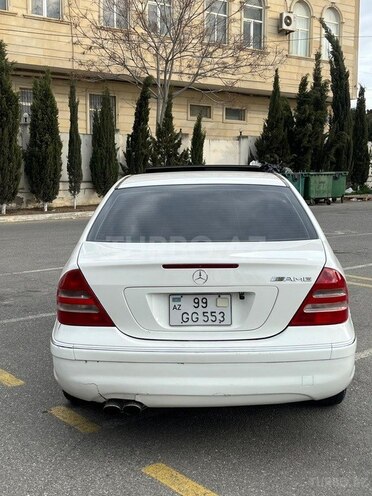 Mercedes C 240 2002, 305,000 km - 2.6 l - Bakı
