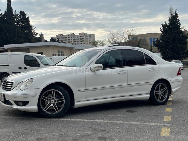 Mercedes C 240 2002, 305,000 km - 2.6 l - Bakı
