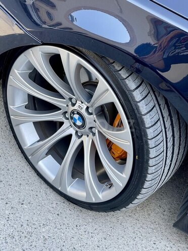 BMW 525 2006, 260,000 km - 2.5 l - Bakı