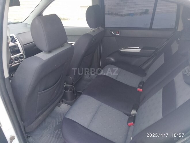 Hyundai Getz-7