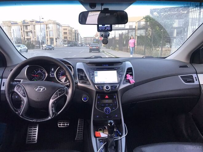 Hyundai Avante 2014, 234,000 km - 1.6 l - Bakı