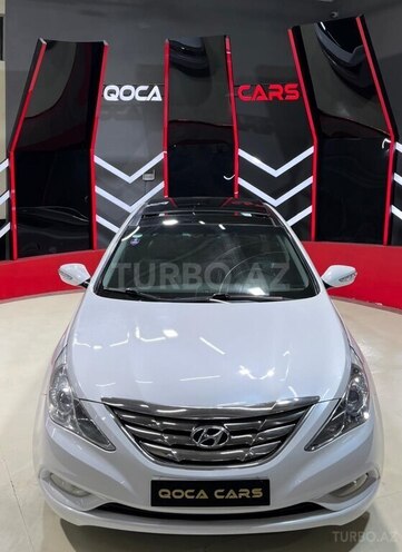 Hyundai Sonata-2