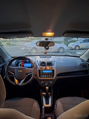 Chevrolet Cobalt-11
